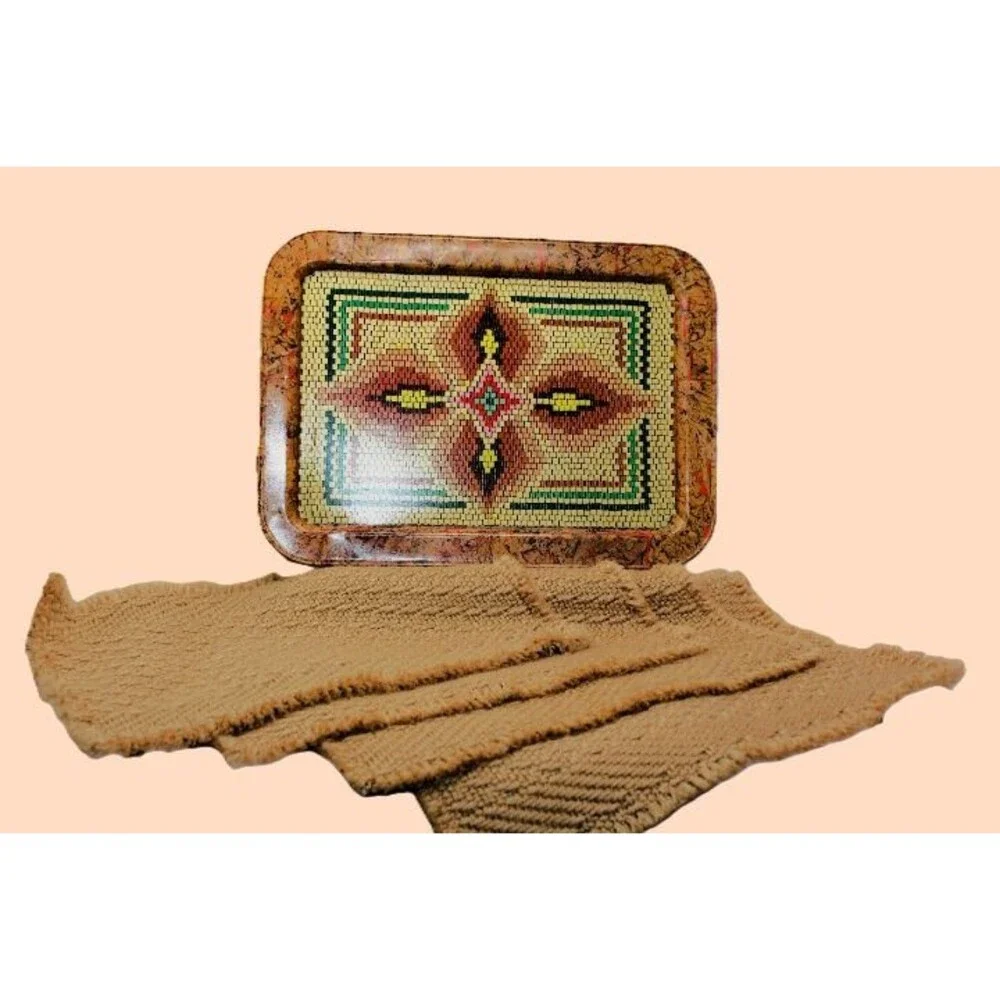 VTG 70's Metal TV Dinner Lap Tray~70's Bead Design PLUS 4 VTG Polyester Mats EUC